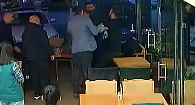 İçtiği çay nefes borusuna kaçan genci Heimlich manevrası kurtardı