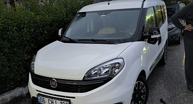 Mahallenin kabusu olan avukat 40 araca zarar verdi