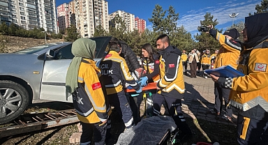 Yozgatralli etkinliğinde ambulanslar en hızlı müdahale için yarıştı
