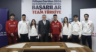 Bakan Bak, 2026 Kış Olimpiyatları'na katılacak milli sporcuları kabul etti
