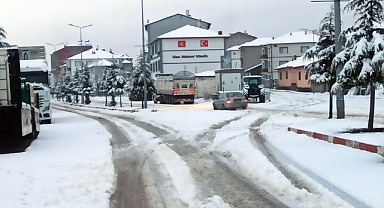 Tokat'ın ilçelerinde kar yağışı etkili oluyor