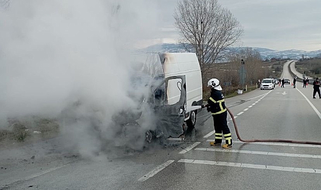 Tokat’ta alev alan panelvan kullanılamaz hale geldi