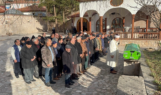 Tokat'ta kan donduran baba cinayetinde cenaze toprağa verildi