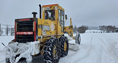 Tokat’ta kar nedeniyle 301 köy yolu ulaşıma kapandı