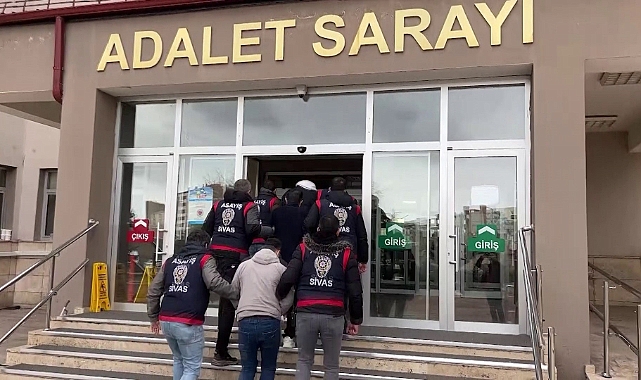 Sivas'ta gayrimenkul vaadiyle 2.4 milyonluk vurgun operasyonu