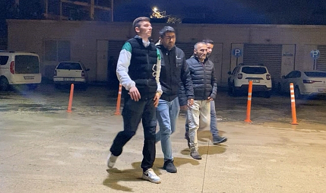 Tartıştığı arkadaşının kafatasını kırdı