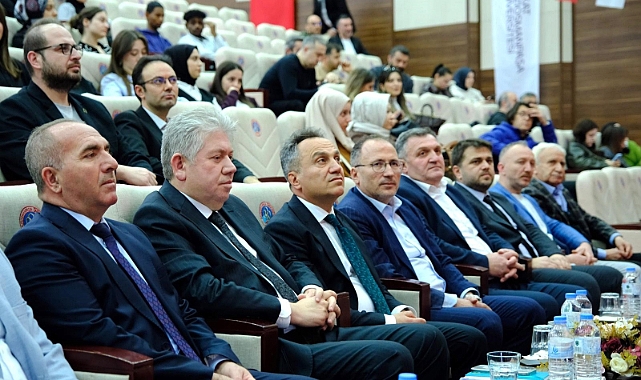 TOGÜ’de "Değişen dünya ve eğitim" söyleşisi