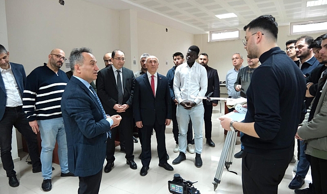 TOGÜ Rektörü Yılmaz, teknoloji odaklı çalışmaları inceledi