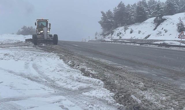 Tokat-Sivas kara yolunda kar etkili oluyor
