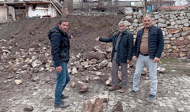 Yeşilyurt'ta aşırı yağış mahallede hasara yol açtı