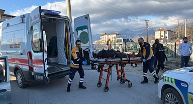 Erbaa’da motosiklet ile otomobil çarpıştı: 2 yaralı