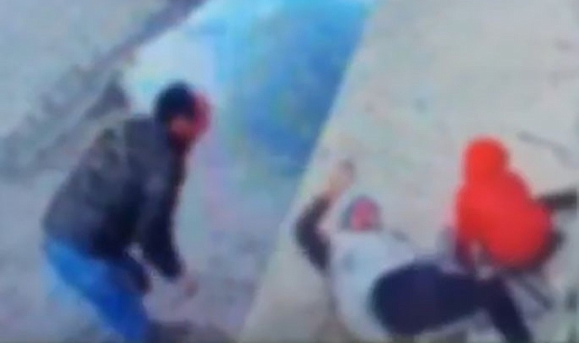 Kornaya bastı ama otomobile çarpmaktan kurtulamadı