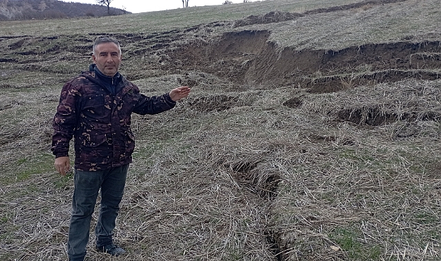 Sulusaray'da yağış sonrası heyelan tarlayı kullanılamaz hale getirdi