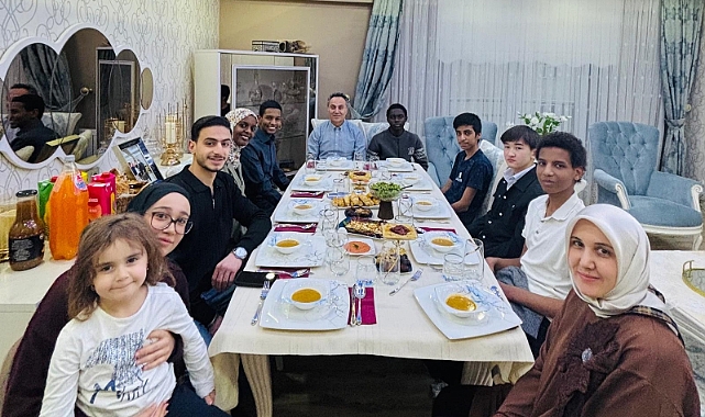 TOGÜ'de Ramazan sofraları öğrencilerle bereketlendi