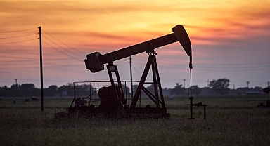 Brent petrolün varil fiyatı 107 doları geçti