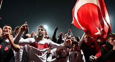 Dünya Kupası'na katılma hakkı kazanan A Milli Takımı'na tebrik mesajları