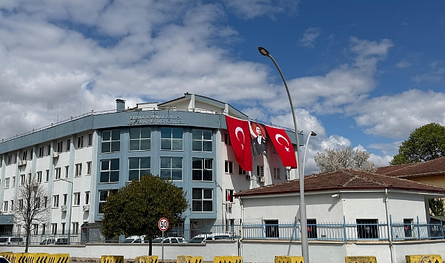 Erbaa'da 'dur' ihtarına uymayan araçta firari hükümlü yakalandı