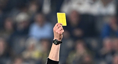 Fenerbahçe-Beşiktaş derbilerinde kart sayıları dikkati çekiyor