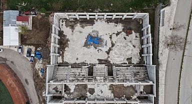 Niksar'da spor salonu inşaatı yeniden başlayacak