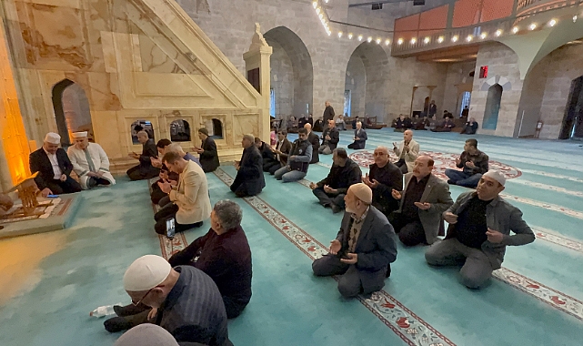 Tokat Belediyesi Türkeş’i dualarla yad etti