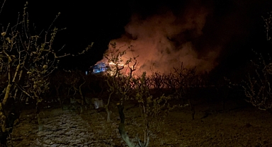 Tokat'ta çıkan yangında ev kullanılamaz hale geldi