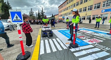 Tokat’ta öğrencilere uygulamalı trafik eğitimi verildi