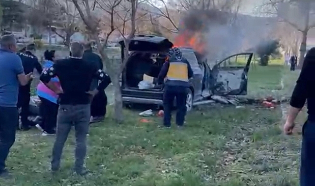 Turhal'da ağaca çarpan cip yandı: 1 ölü, 2 yaralı