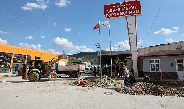 Tokat sebze ve meyve toptancı halinde başlatılan yenileme çalışmaları sürüyor