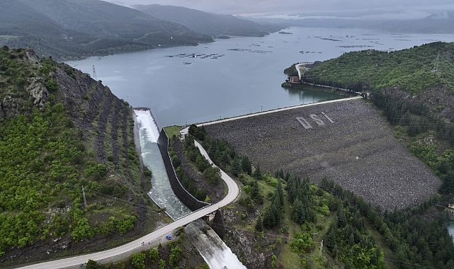 Tokat'ta yüzde 100 doluluk oranına ulaşan Almus Barajı dronla görüntülendi