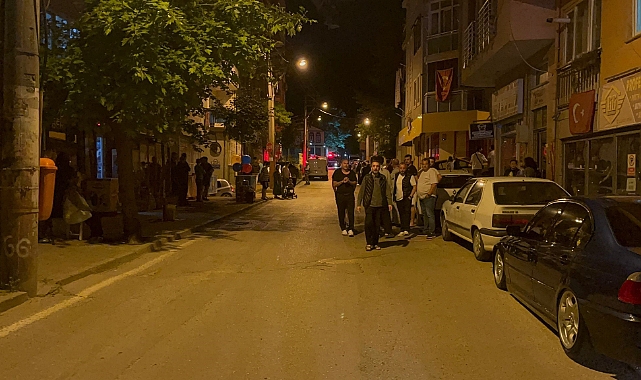 Alkollü sürücünün çarptığı araç doğal gaz kutusunu patlattı: Mahalleli sokağa döküldü