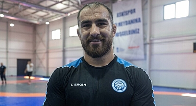 Başpehlivan Feyzullah Aktürk, Kırkpınar'a altın kemeri kuşanmak için gidecek