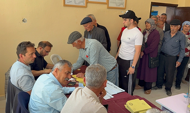 Çevrecik’te 12 yıl sonra seçim heyecanı yaşandı