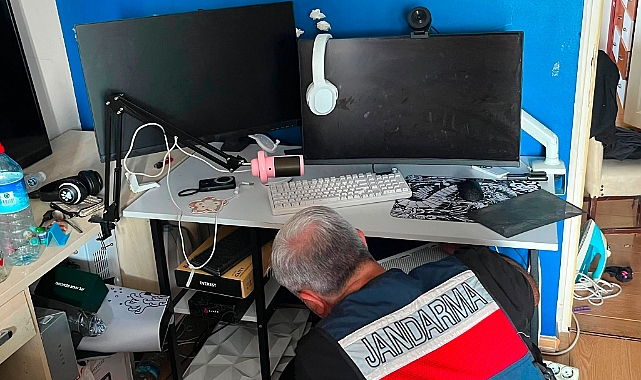 MİT’ten kredi kartı şebekesine operasyon: 3 gözaltı