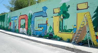Sanat kampüsle buluştu: TOGÜ’nün başarıları duvarlara yansıtılıyor