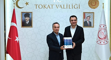 14 ülkeden gelen Yunus Emre Enstitüsü öğrencilerinden vali Abdullah Köklü'ye ziyaret