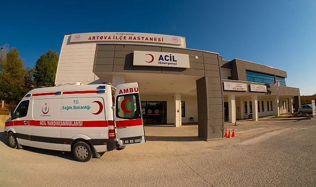 Artova'da 26 kişi gıda zehirlenmesi şüphesiyle hastaneye başvurdu