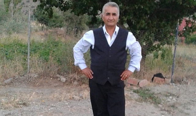 Dereye devrilen traktör sürücüsü hayatını kaybetti