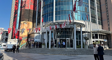 İzmit Belediye Başkanı Hürriyet ve eşi gözaltına alındı