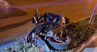 Niksar'da kaldırıma çarpan motosikletin sürücüsü hayatını kaybetti