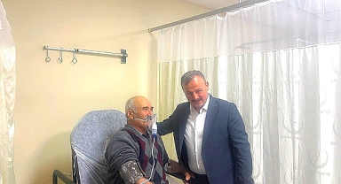 Niksar Kaymakamı Perçi, tedavi gören gazi Musa Kılıç'ı hastanede ziyaret etti