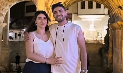 Trafik kazasında anne ve baba öldü, 8 aylık bebek ağır yaralandı