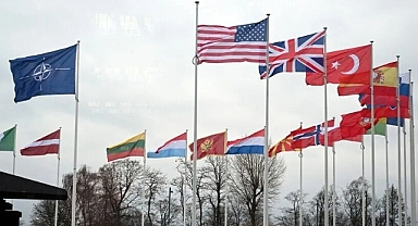 Türkiye'nin NATO'ya katılmasına dair kanun tasarısının kabul edildiği birleşim TBMM tutanaklarında