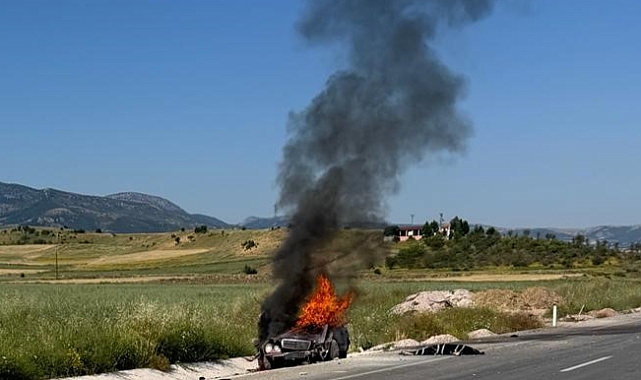 Yozgat'ta devrilen otomobil yandı: 1 ölü, 3 yaralı