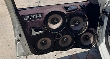 Yüksek sesle müzik açan 2 sürücüye toplam 246 bin 898 TL ceza